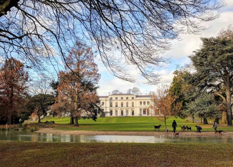 Volunteer in Gunnersbury Park & Museum